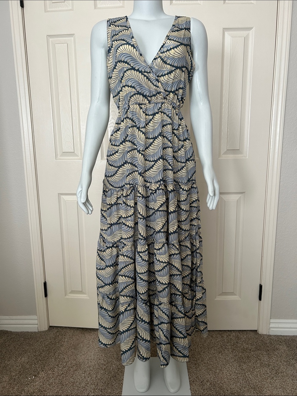 Paani Luv “nwt” Women's Blue and Cream Sleeveless Wrap Maxi Dress